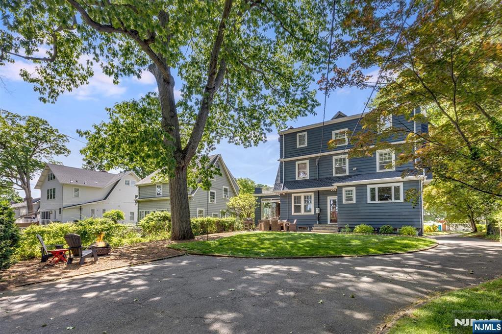85 Hawthorne Avenue — photo 47