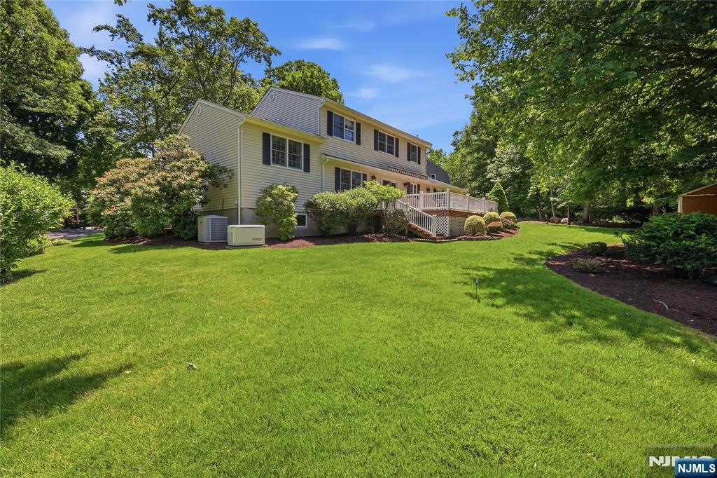 20 Coachman Court — photo 29