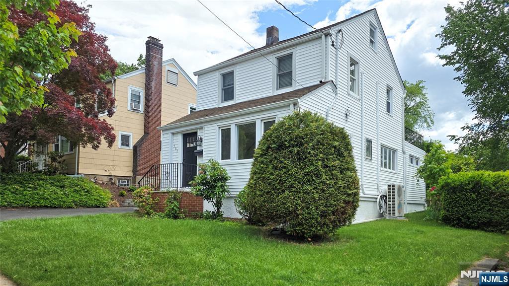 564 Maple Avenue, Teaneck, NJ 07666 Listing Photo  42