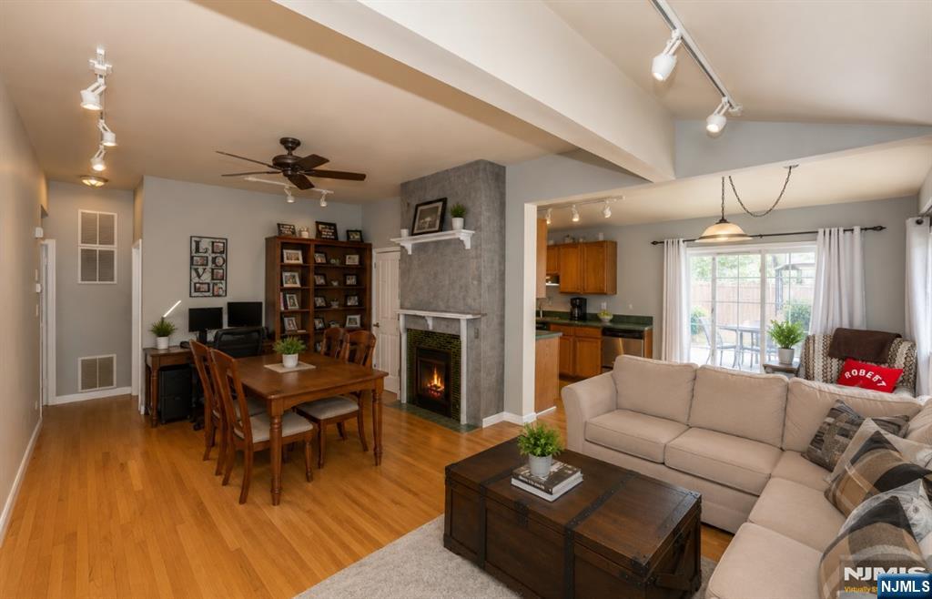 21-23 Fitzherbert Street - Photo 3