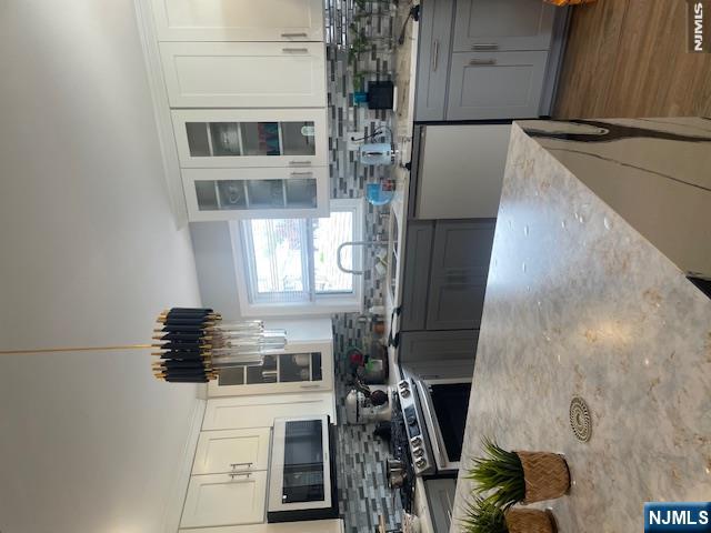501 2nd Avenue - Photo 2