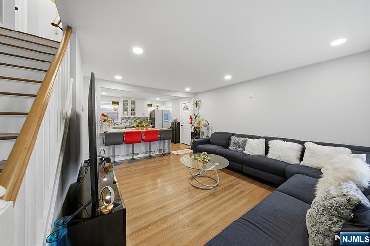 Photo 3 of Single family home for sale at 501 2nd Ave, Roselle, NJ 07203 | MLS# 26019930 | Listing updated on 2026-10-03
