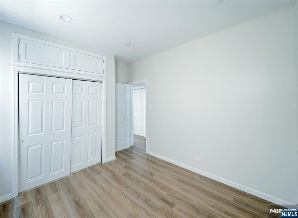 193 Clerk Street - Photo 8