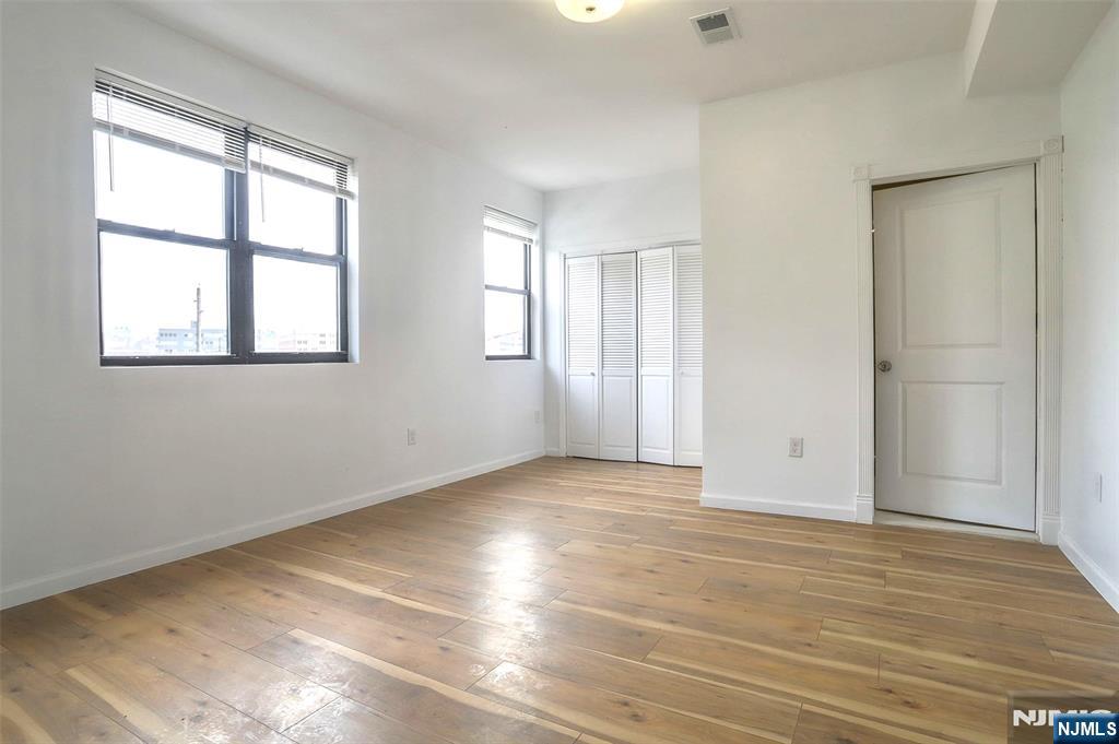 9017 Riverside Place — photo 17