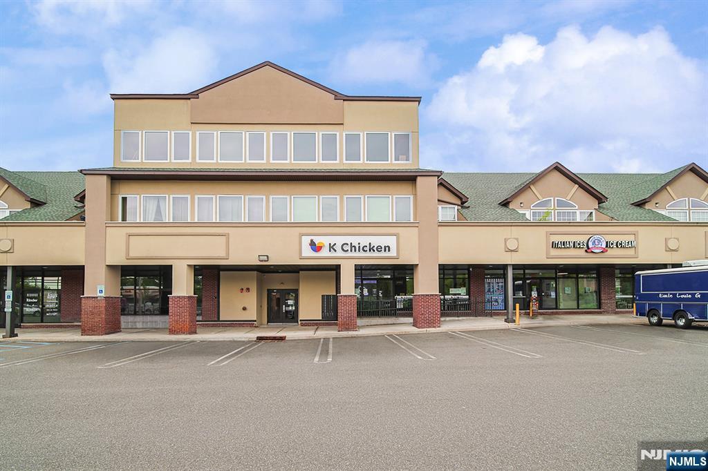 521-523 Livingston, Norwood, NJ 07648