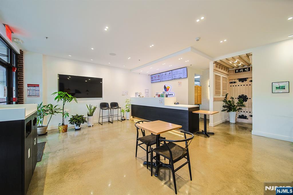 521-523 Livingston, Norwood, NJ 07648