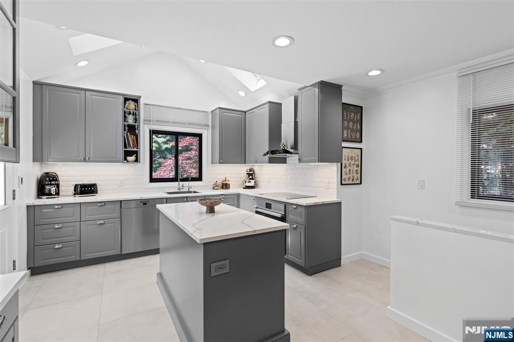 502 Closter Dock Road - Photo 4
