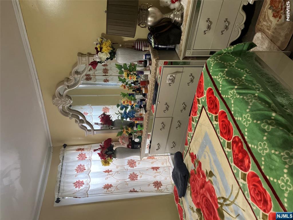 21 Lake Street - Photo 5