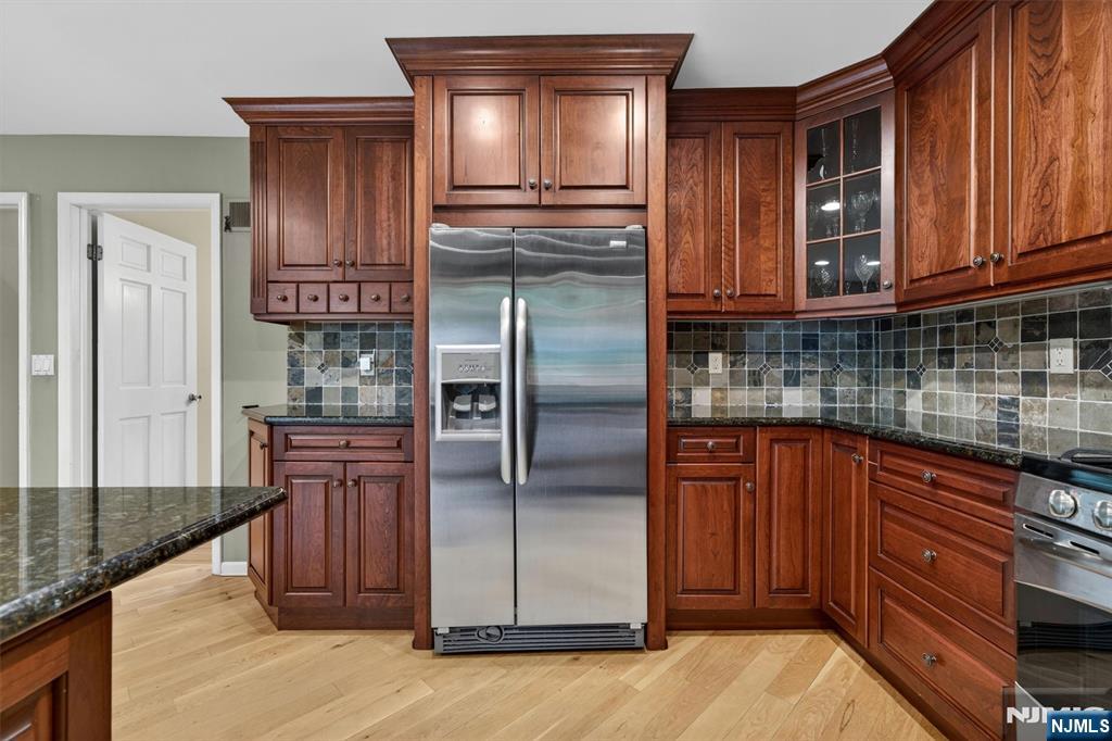 559 Wayne Drive — photo 12