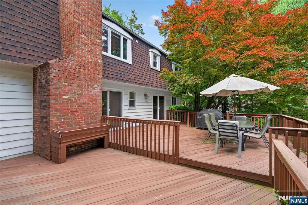 559 Wayne Drive — photo 29