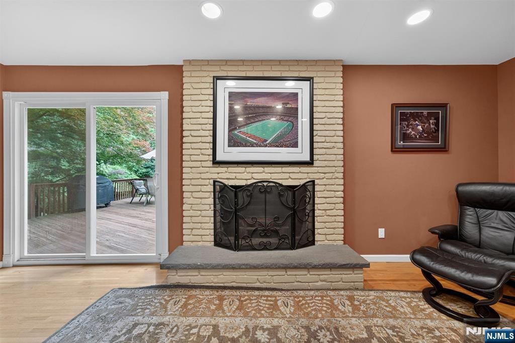 559 Wayne Drive — photo 8