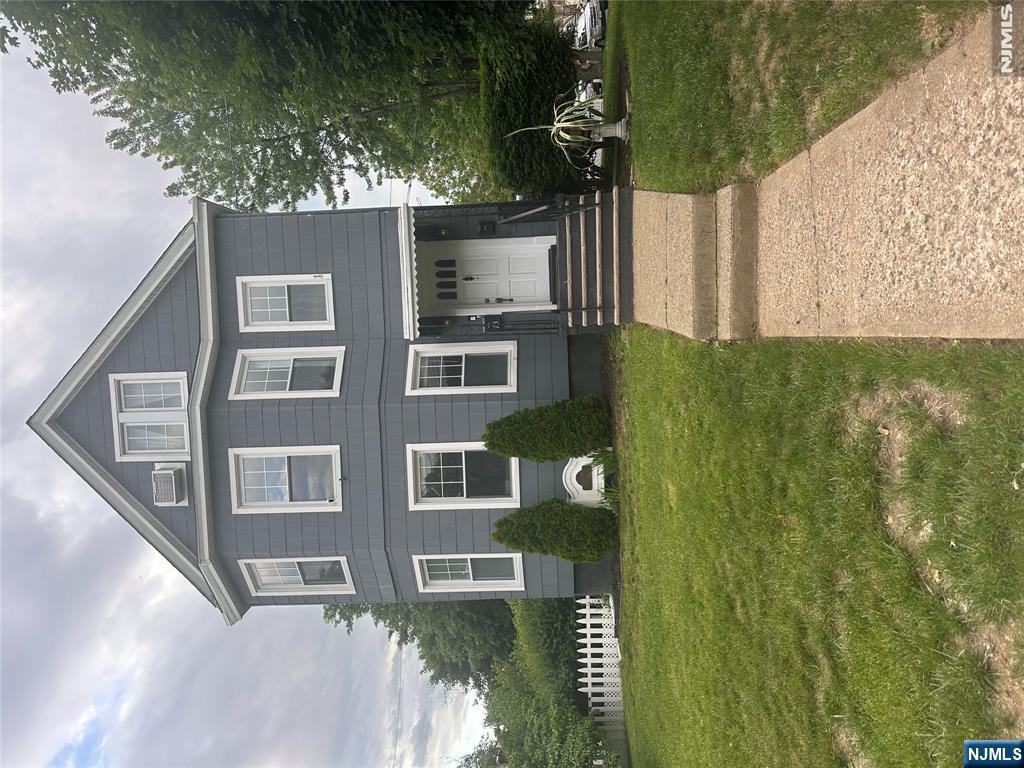73 Curie Avenue - Photo 1