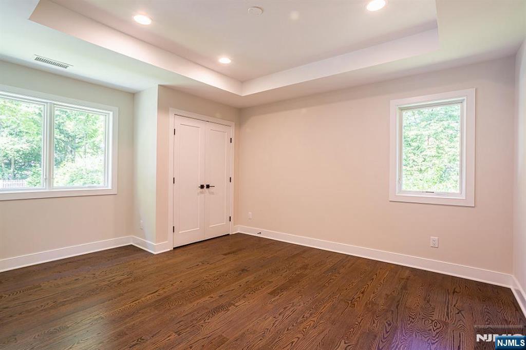 199 9th, Cresskill, NJ 07626 Listing Photo  16