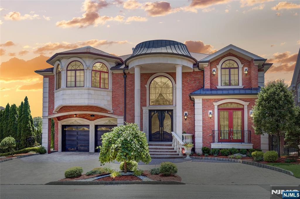 2 Euclid Road