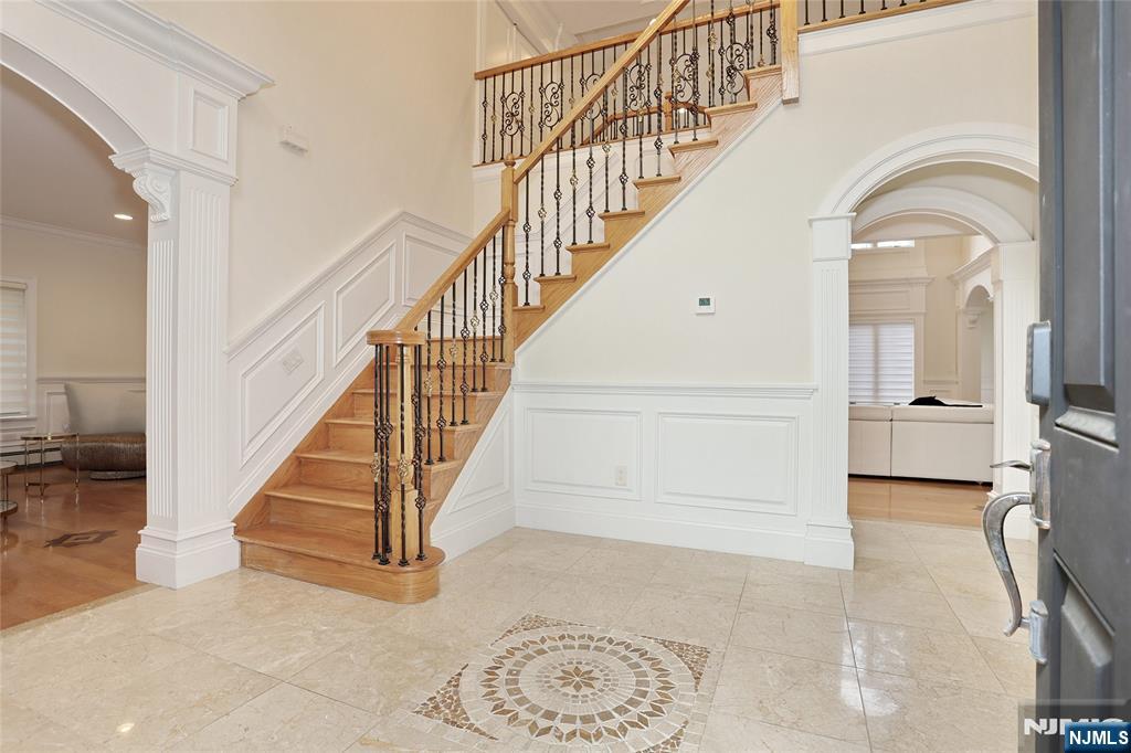 65 Ross Avenue - Photo 3