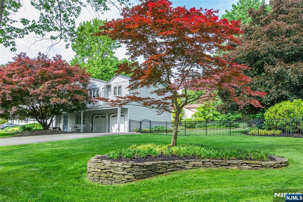 22 Woodbine Trail - Photo 4