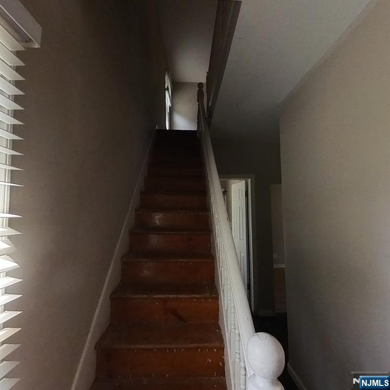 83 E Forest Avenue, Teaneck, NJ 07666 Listing Photo  14
