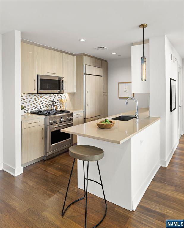 1200 Ave At Port Imperial #PH702 — photo 11