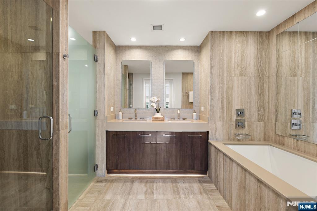 1200 Ave At Port Imperial #PH702 — photo 15
