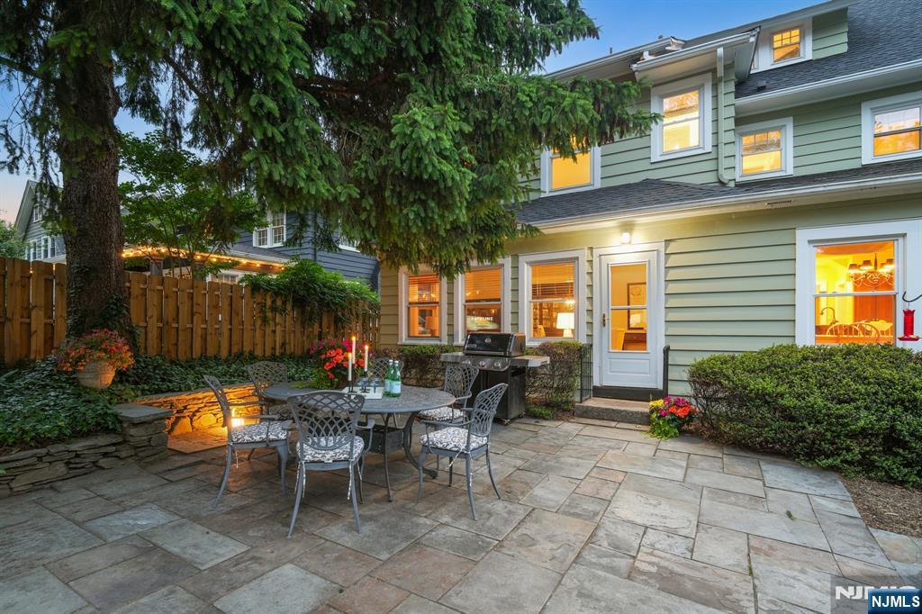 120 Buckingham Road - Photo 2