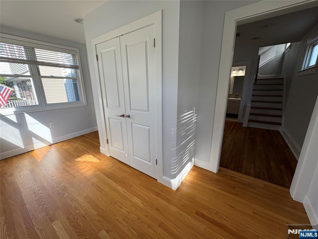 11 Holland Avenue - Photo 2