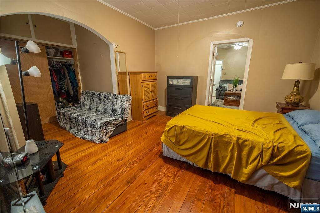 352 7th Street