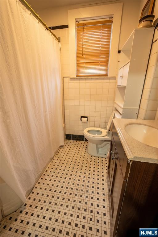 352 7th Street
