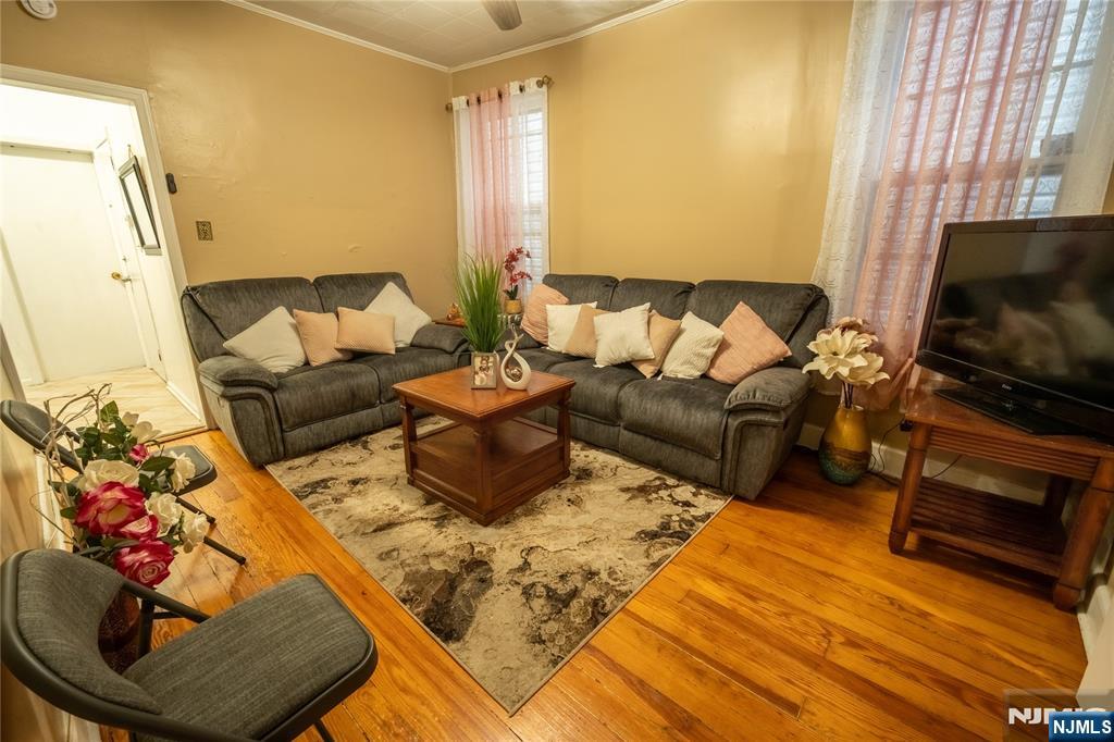 352 7th Street - Photo 5