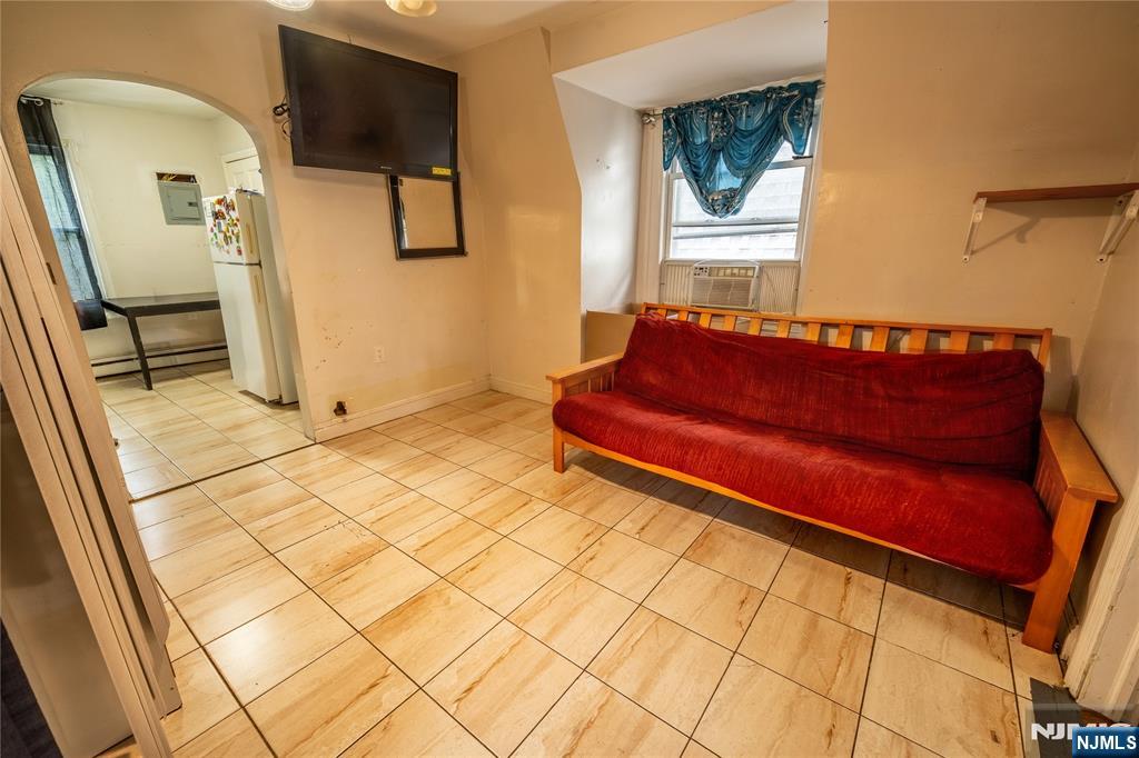 352 7th Street