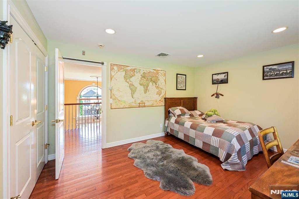 111 Magnolia Avenue