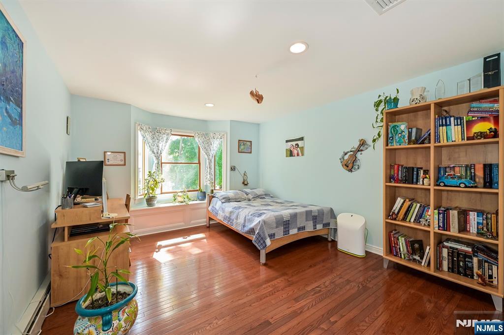 111 Magnolia Avenue