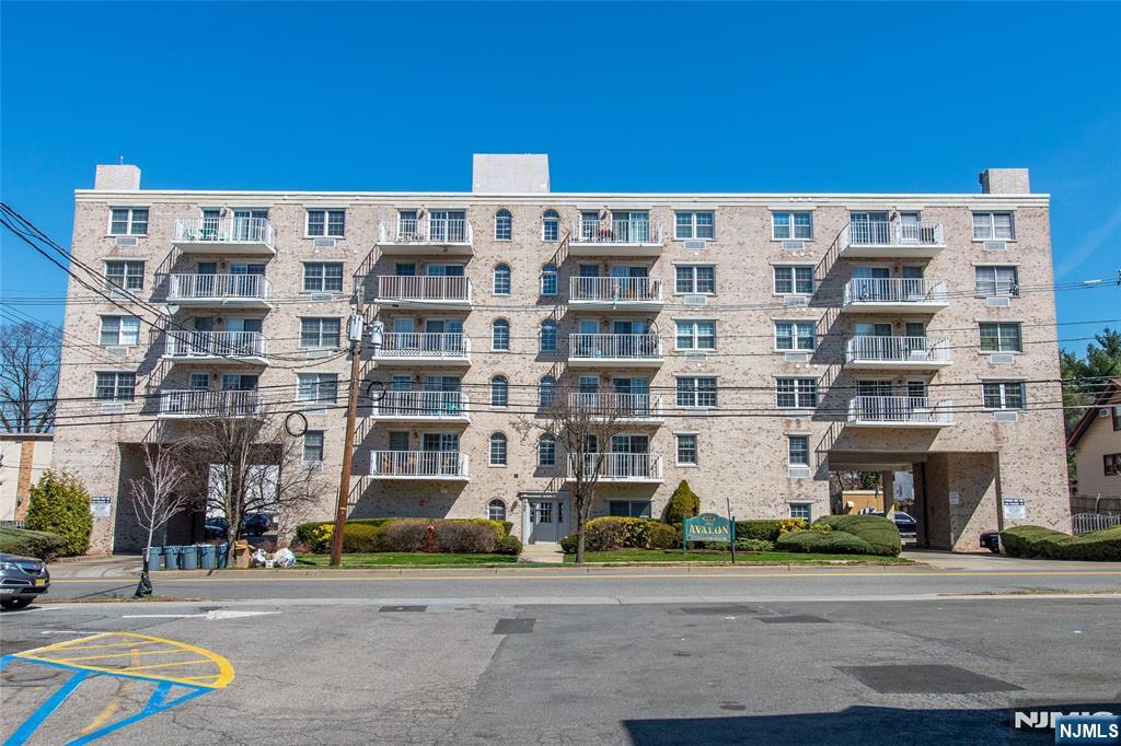 446 Passaic, #3F, Hackensack, NJ 07601 Listing Photo  18