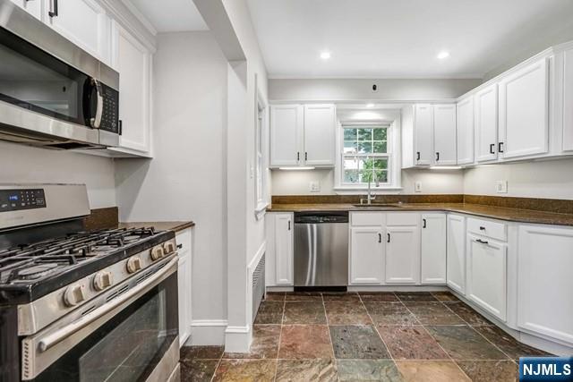 167 8th, Cresskill, NJ 07626 Listing Photo  8