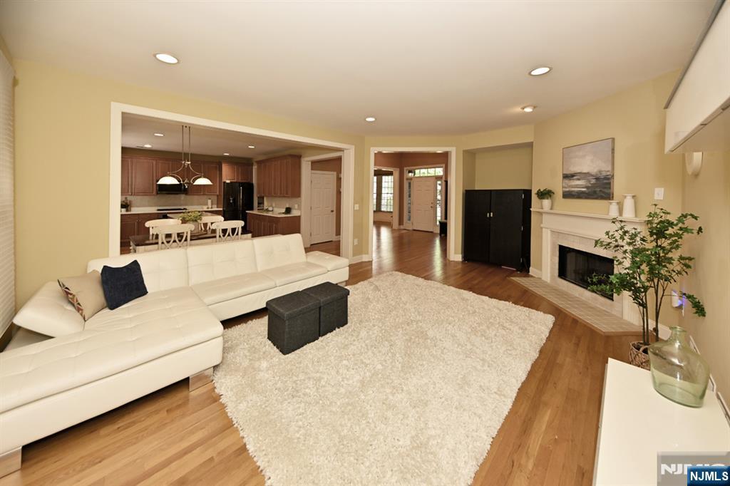 3 Schindler Court - Photo 4