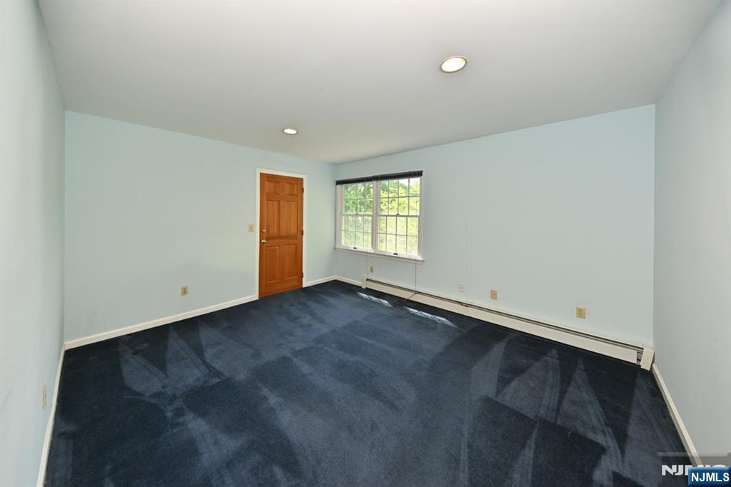 50 Midland Avenue — photo 15