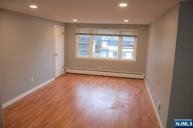 420 Kipp Avenue - Photo 3