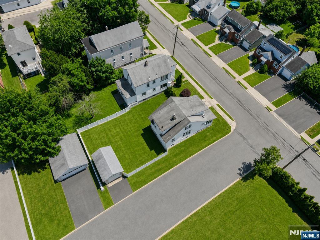 62 Vreeland Avenue