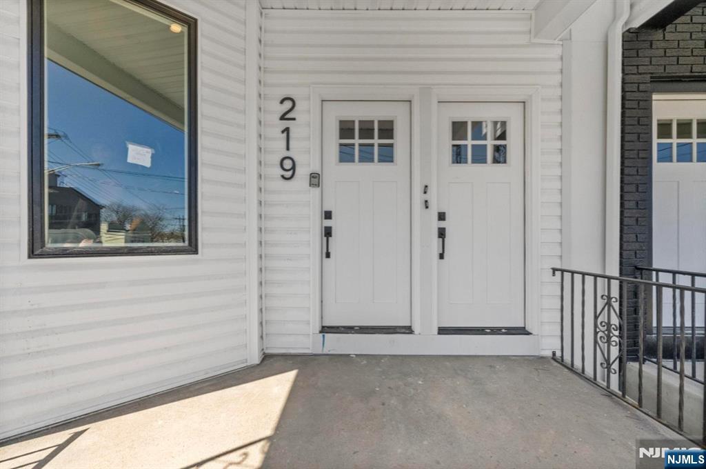 219 Clerk Street — photo 29