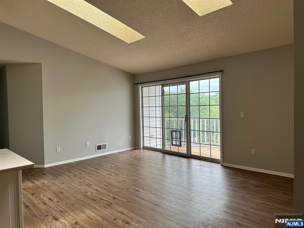 965 Juniper Way 965 - Photo 1
