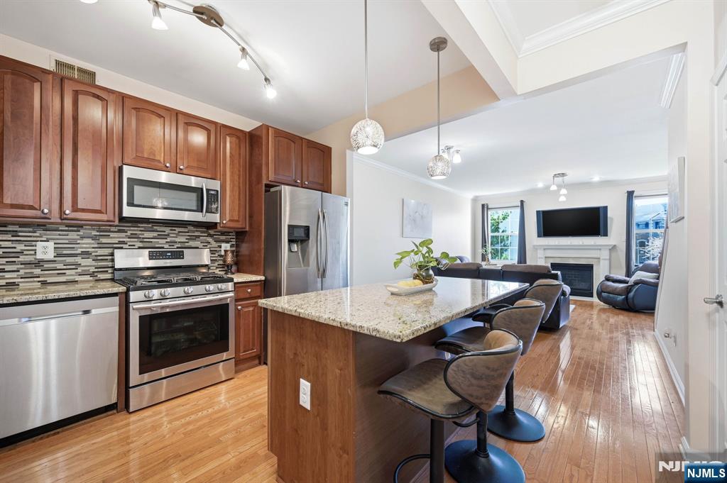 424 Hartford Drive - Photo 3