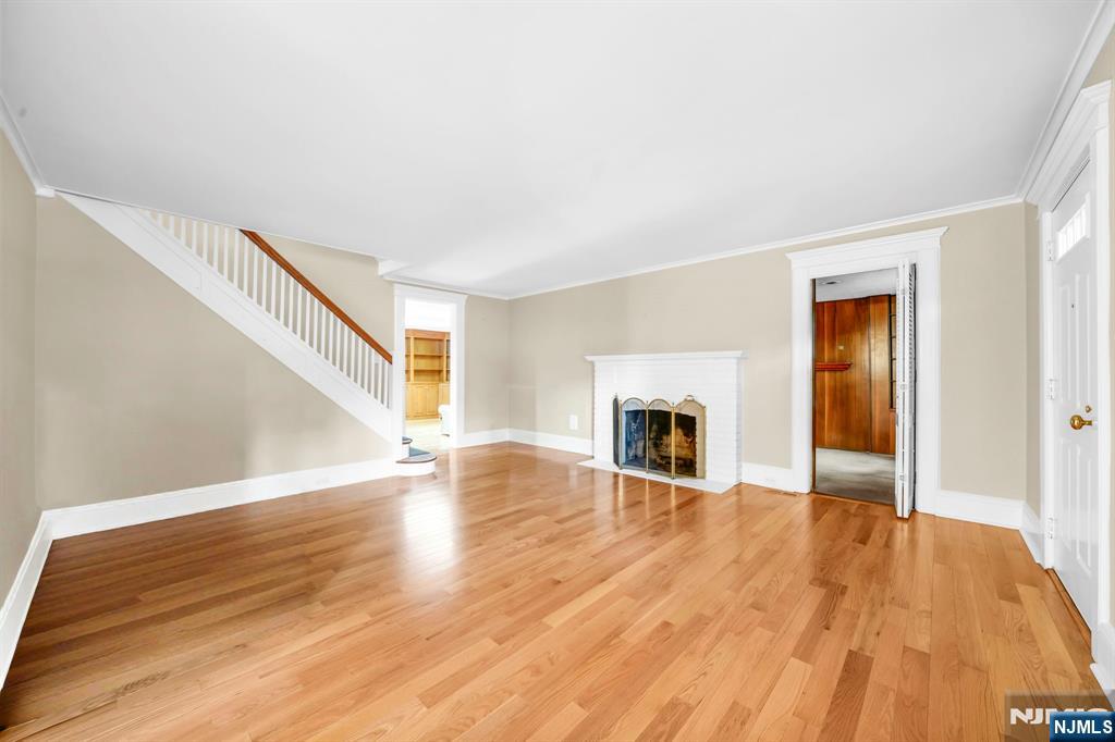 183 Harding Road - Photo 3