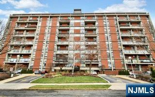 4 Horizon Road G-3 - Photo 1