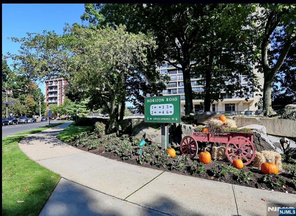 4 Horizon Road, #G-3, Fort Lee, NJ 07024 Listing Photo  8