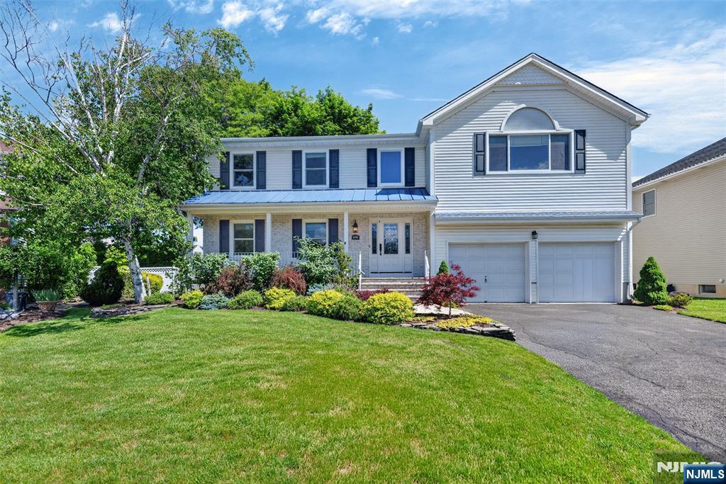 Homes for sale in New Milford, NJ | 690 William Bliss Dr, New Milford, NJ 07646 | MLS# 26020088