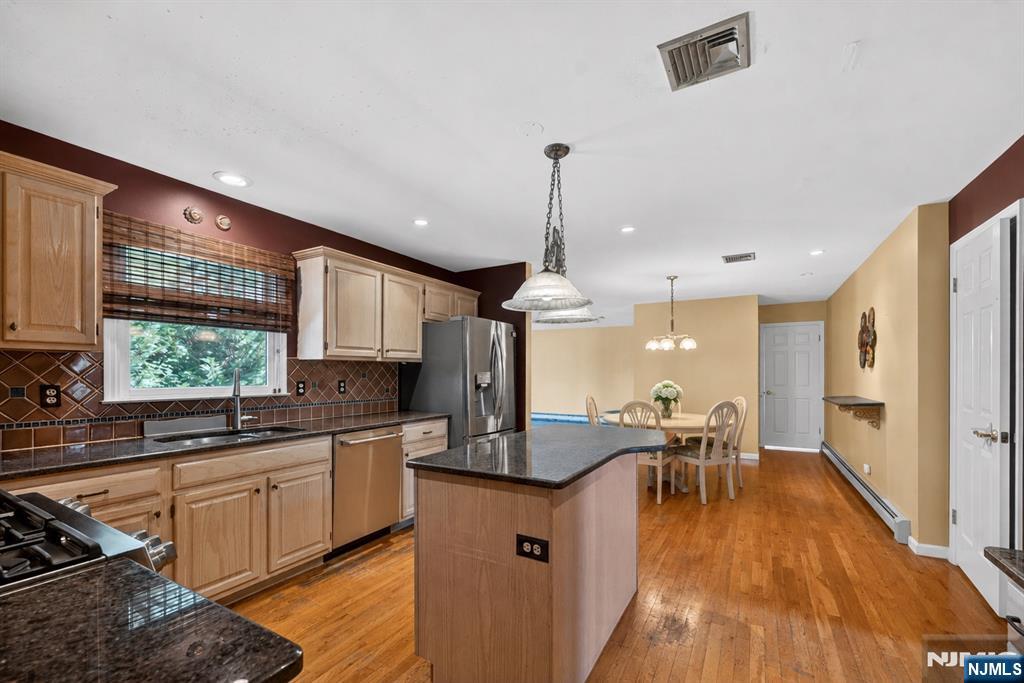 690 William Bliss Drive, New Milford, NJ 07646 Listing Photo  10