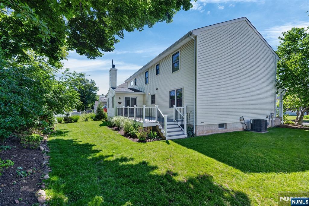 690 William Bliss Drive, New Milford, NJ 07646 Listing Photo  44