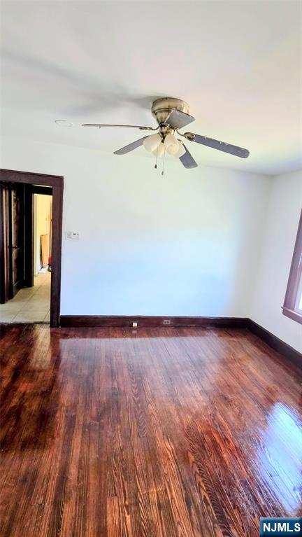 341 Dewitt Avenue 1st floor - Photo 4