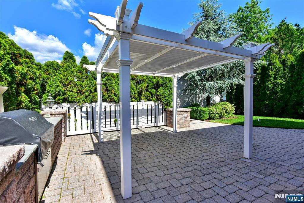 24 Maple, #2nd Floor, Waldwick, NJ 07463 Listing Photo  22