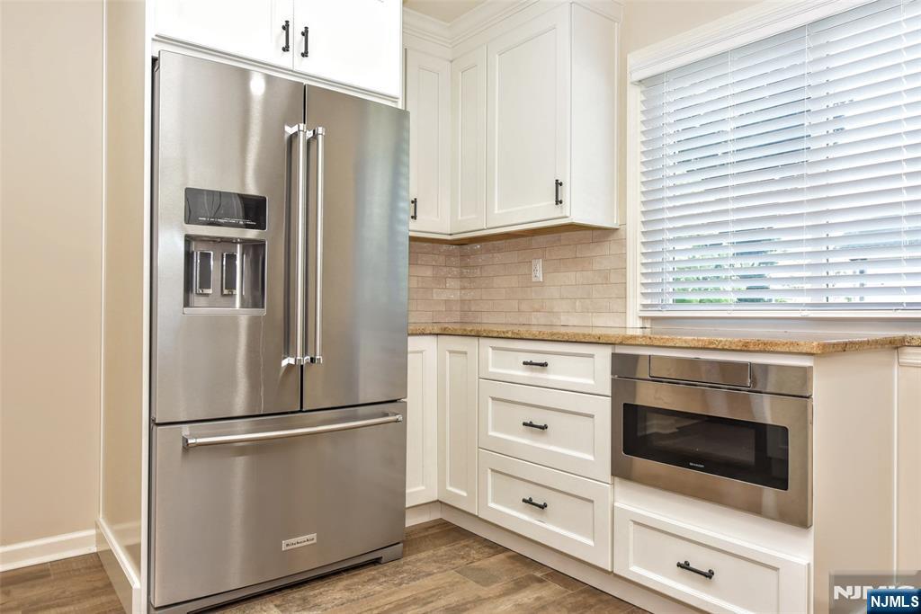 24 Maple, #2nd Floor, Waldwick, NJ 07463 Listing Photo  7