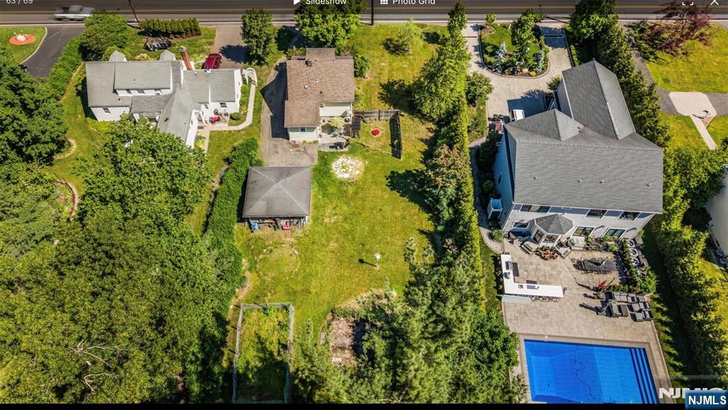 210 Franklin Avenue - Photo 3